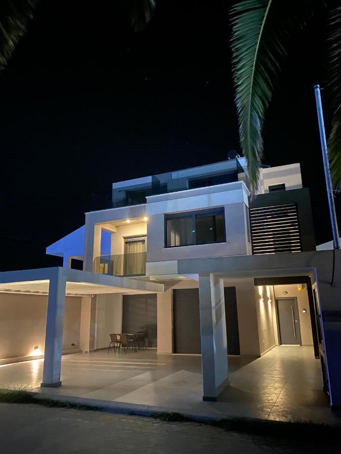 Vit'S Sea Villa Сивири Екстериор снимка